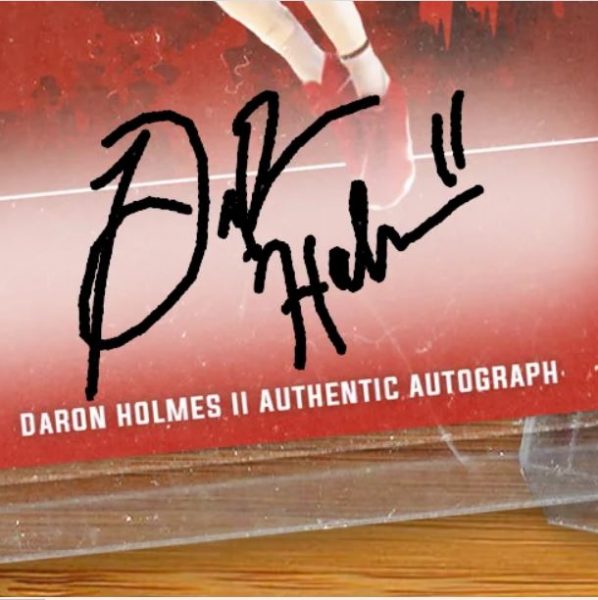 Firma de DaRon Holmes II