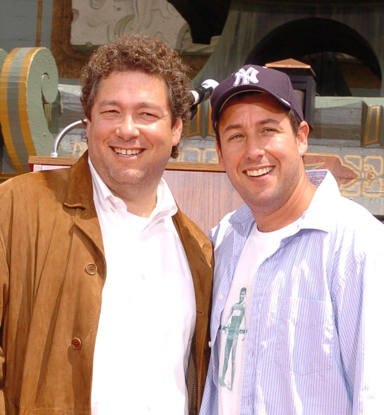 Adam-Sandler-con-hermano-Scott-Sandler