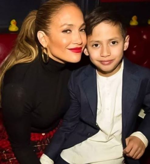 Jennifer-Lopez-con-su-hijo-Maximilian