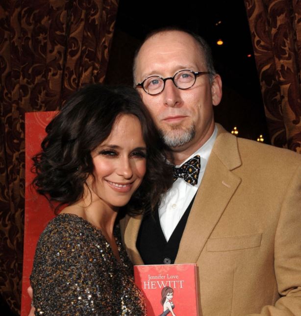 Jennifer-Love-Hewitt-con-hermano-Todd-Daniel-Hewitt