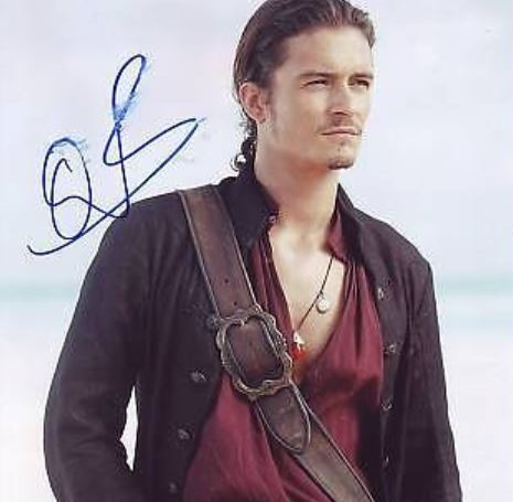 Orlando-Bloom-firma