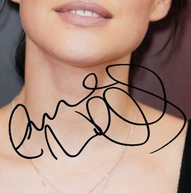 Emma-Willis-firma