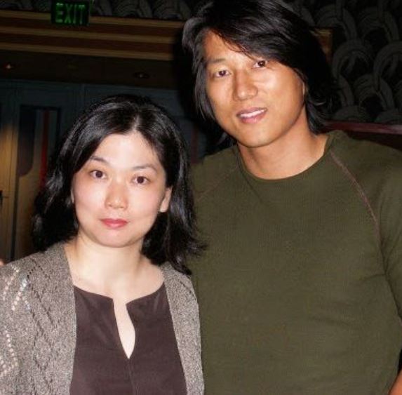 Miki-Yim-con-marido-Sung-Kang-imagen