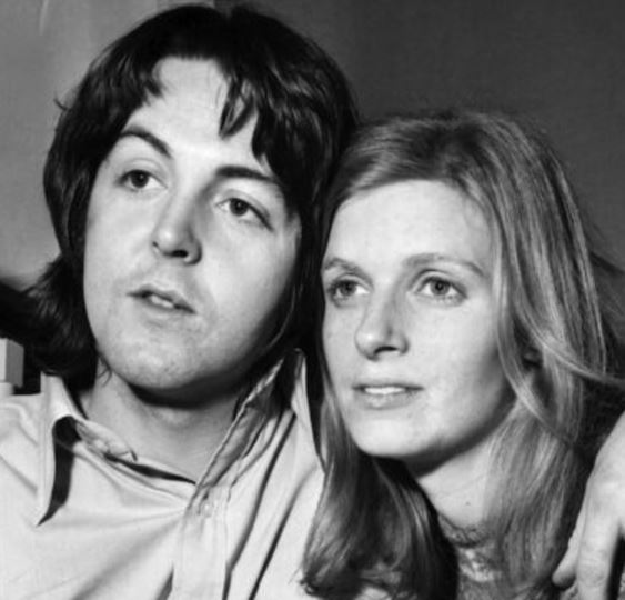 Paul-McCartney-con-esposa-Linda-McCartney