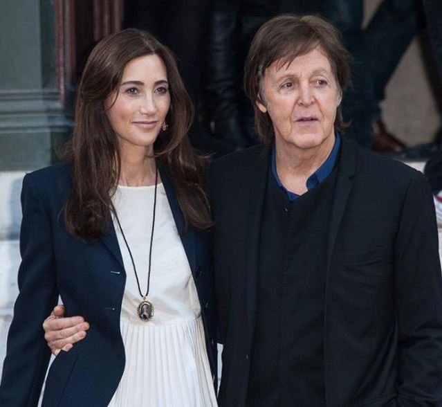 Paul-McCartney-con-esposa-Nancy-Shevell