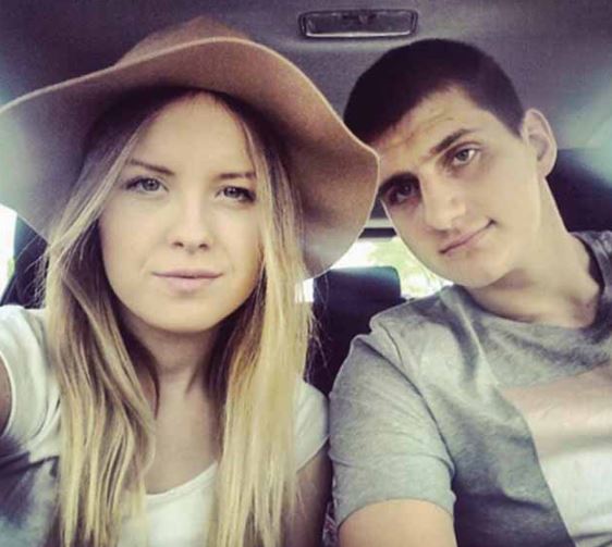 Nikola-Jokic-con-novia-Natalija-Macesic