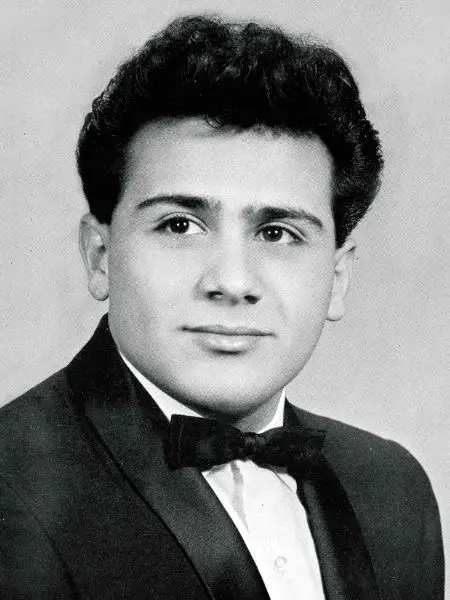 Danny-DeVito-Young.jpg