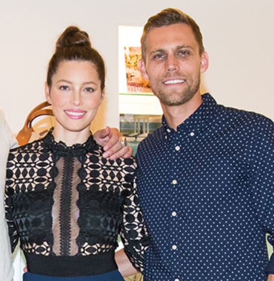 Jessica Biel con su hermano Justin Biel