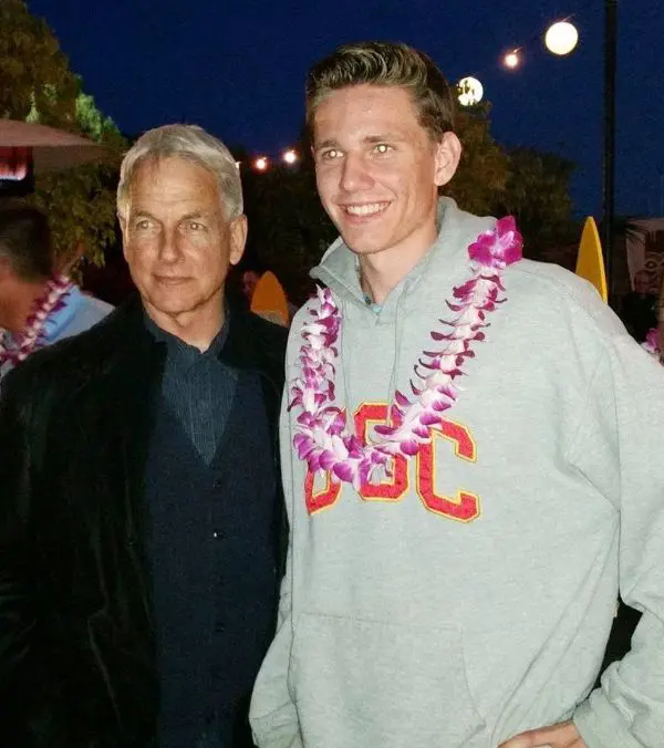 Mark Harmon con su hijo Ty Christian Harmon