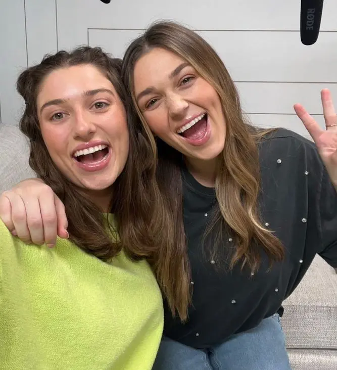 Sadie Robertson con su hermana Bella Robertson