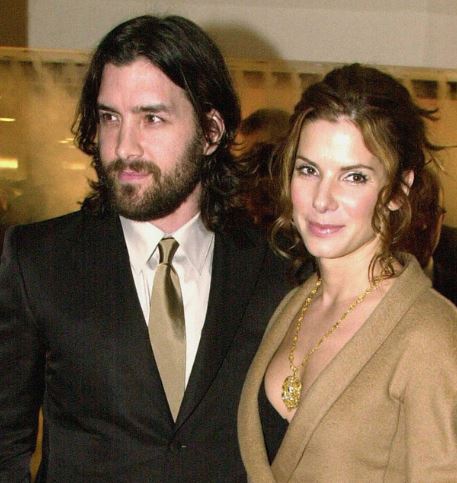 Sandra-Bullock-y-Bob-Schneider-salieron