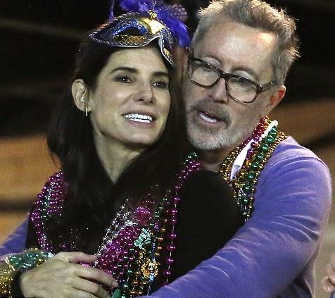 Sandra-Bullock-y-Michael-McDonald-salieron