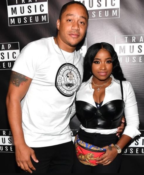 Toya Johnson con su novio Robert Red Rushing