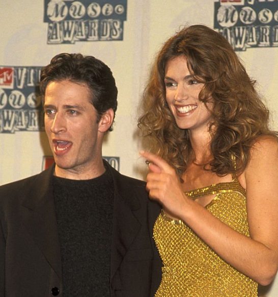 Cindy Crawford con su ex novio Jon Stewart