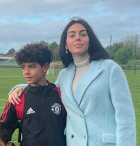 Cristiano Jr con su madrastra Georgina Rodríguez