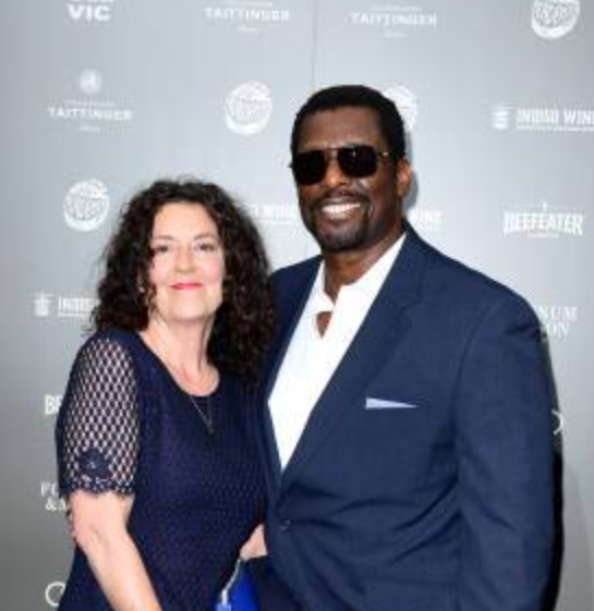 Eamonn Walker con su esposa Sandra Walker