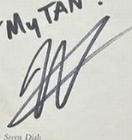 Firma de Rylan Clark Neal