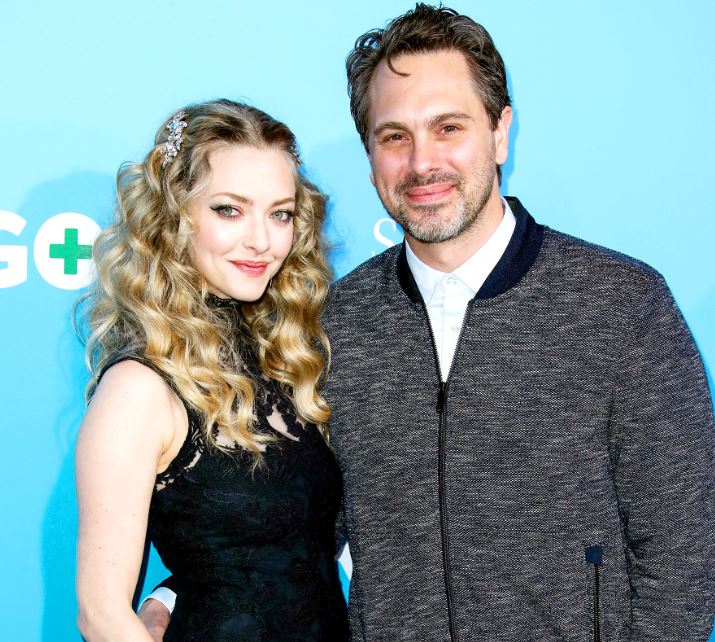 Amanda Seyfried con su marido Thomas Sadoski