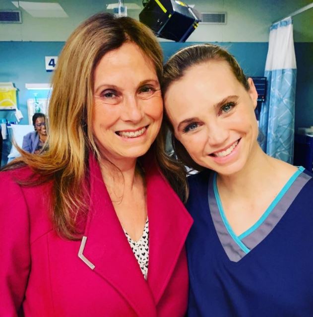 Fiona Gubelmann con su madre Victoria Gubelmann