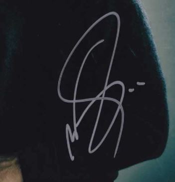 Firma de Wilmer Valderrama