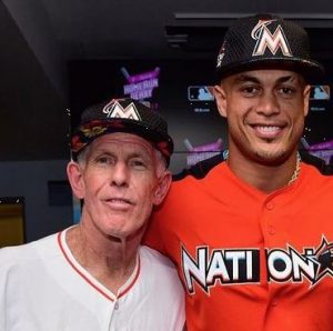 Giancarlo Stanton con su padre Mike Stanton 300x298