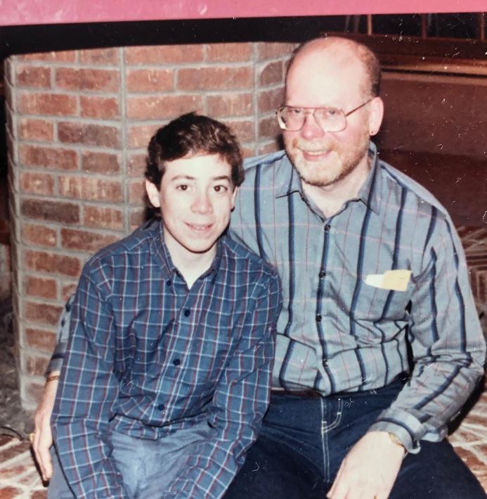 Kevin Sussman con su padre