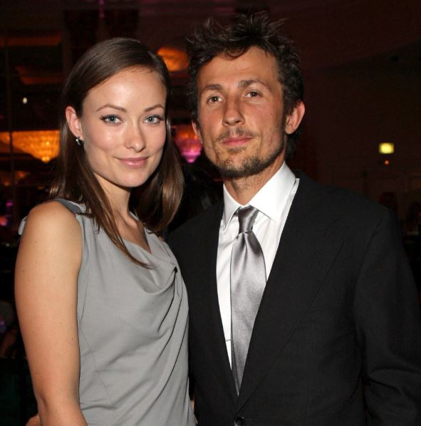 Olivia Wilde con su ex marido Tao Ruspolii