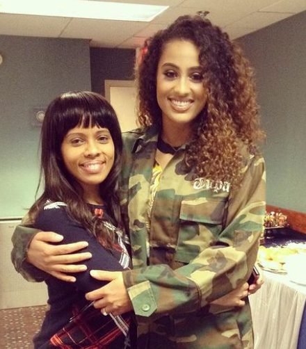 Skylar Diggins Smith con su madre Renee Scott